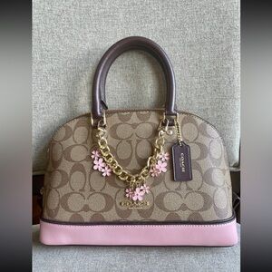 NWT！COACH MINI SIERRA SATCHEL CROSSBODY BAG IN COLORBLOCK SIGNATURE ( F57493)